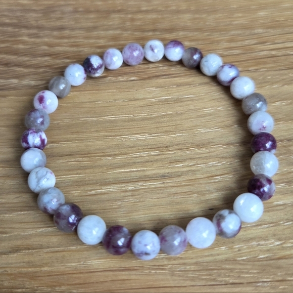 White Eudialyte Beads Bracelet, Stretch, Hand Crafted - Picture 6 of 8